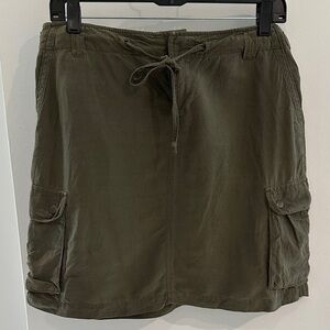 J Crew Olive Green Cargo Skirt with Pockets size 8